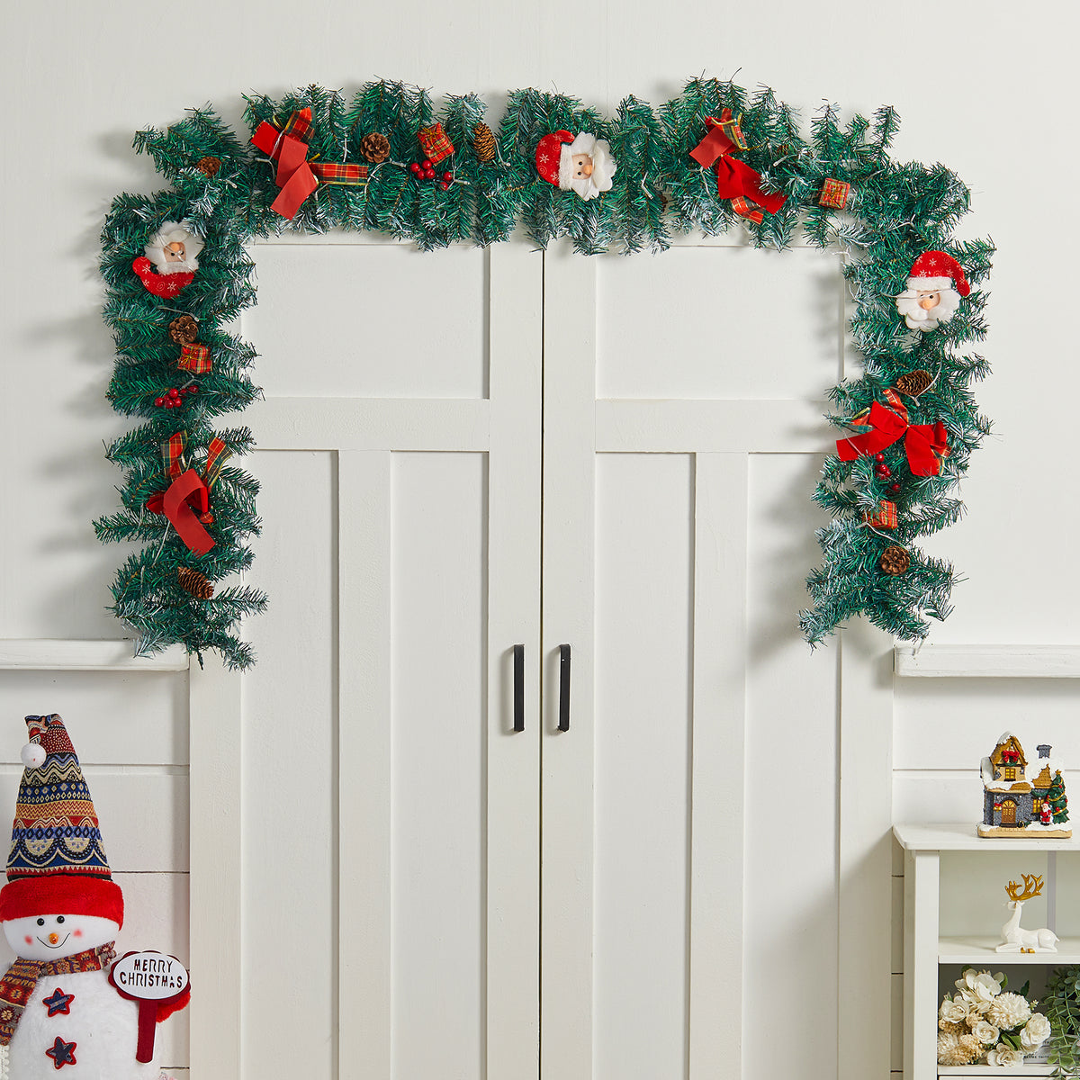 Christmas Decorative Garland - 2.7m