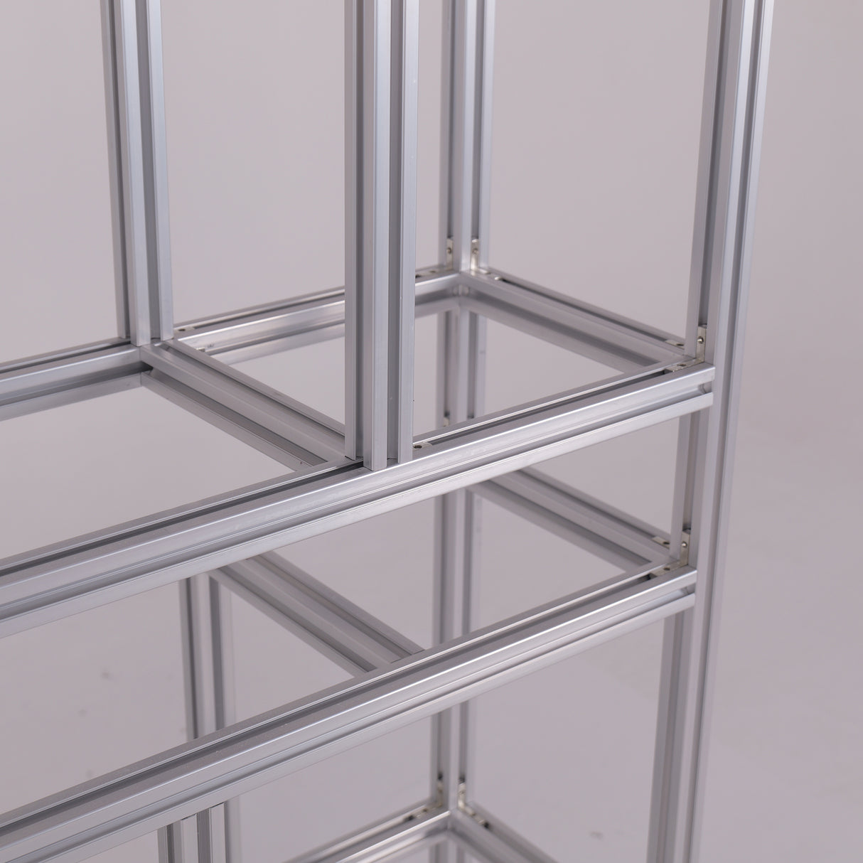 Easy-to-Install Aluminum Profile Media Wall Frame